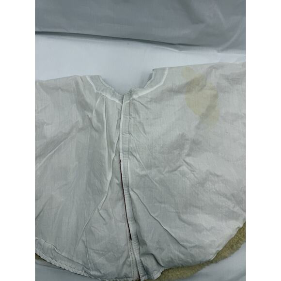 Vintage Santa Claus Christmas Tree Skirt 39" Red Patchwork Button Accents Velcr - Picture 10 of 11